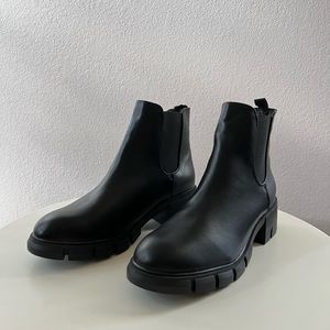 Black Lug Boots